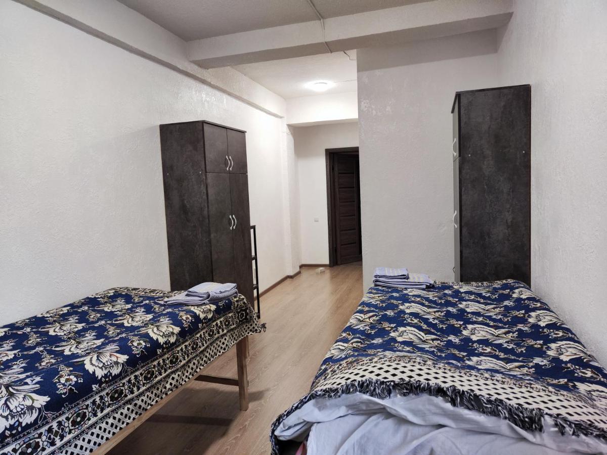 Nomad Inn Biškek Exteriér fotografie