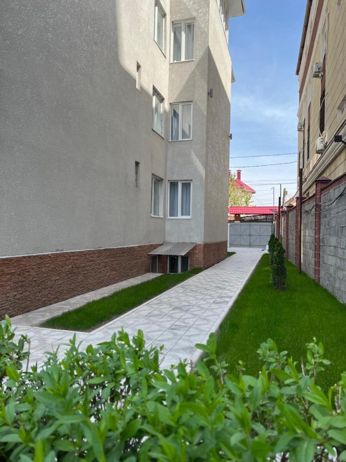Nomad Inn Biškek Exteriér fotografie