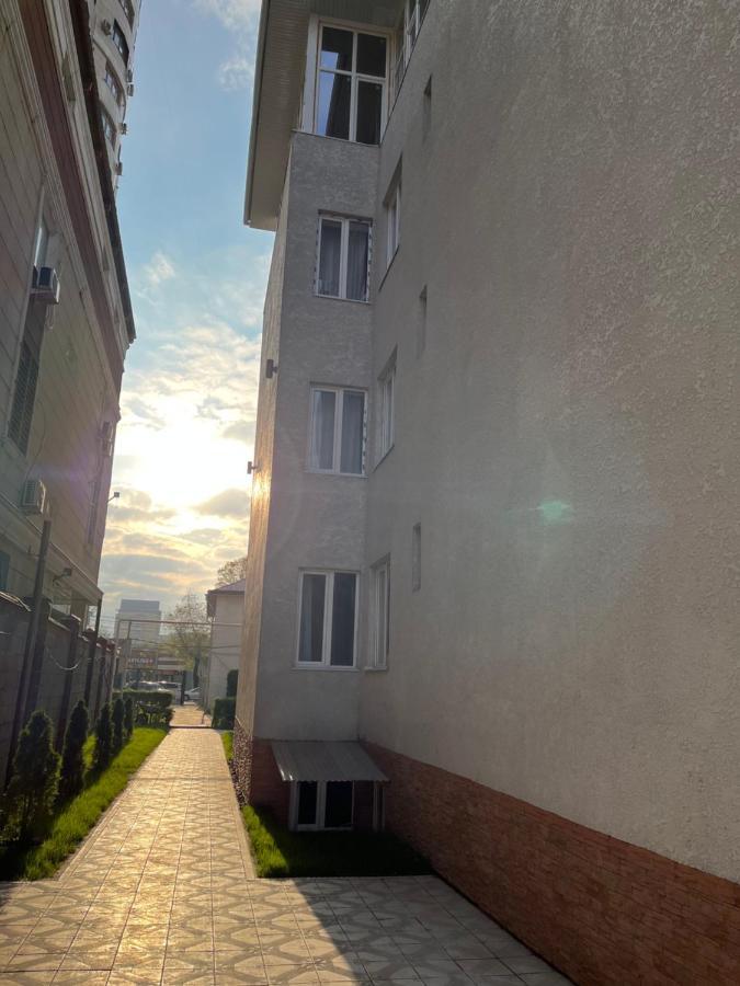 Nomad Inn Biškek Exteriér fotografie